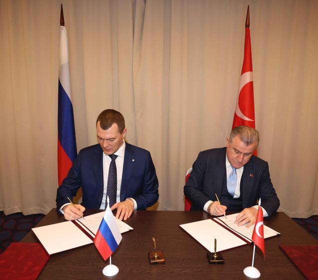 Bakan Bak, Rus mevkidaşı Degtyarev ile görüştü