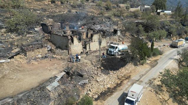 Mersindeki orman yangını 2nci gününde