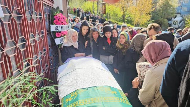 Menenjit ön tanısıyla tedavi gören Çağla yaşama tutunamadı