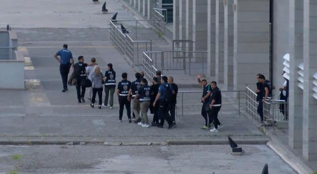 Etimesgut Belediye Başkanı Beşikçioğlu dahil 40 şüpheli tutuklandı