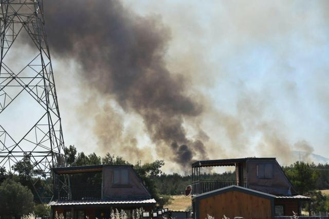 İzmir Bornovadaki orman yangını kontrol altında