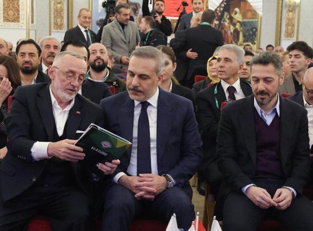 Bakan Fidan, Karadeniz Vakfı 19. Olağan Kongresine katıldı