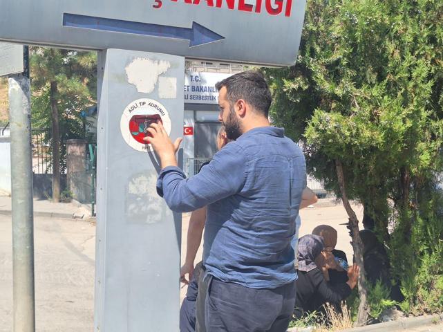 Boşanma aşamasındaki eşi tarafından boğazı kesilen Saliha, kurtarılamadı