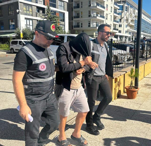 Kapıkulede TIRda yurt dışına kaçarken yakalanan Arif Kocabıyık, adliyeye sevk edildi