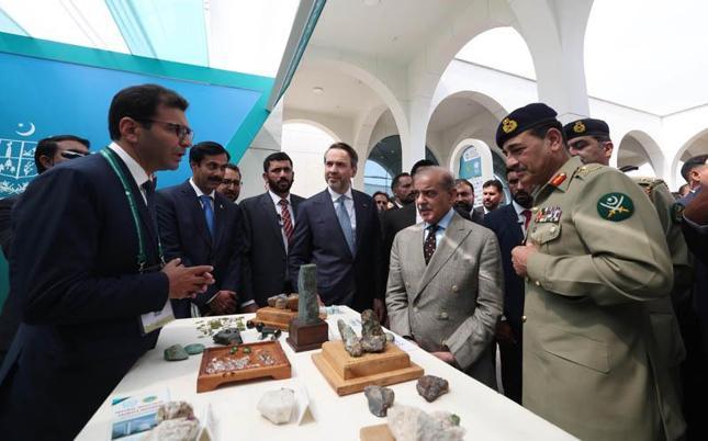 Enerji ve Tabii Kaynaklar Bakanı Bayraktar, Pakistan’da