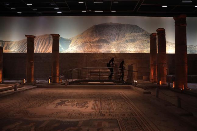 Zeugma Mozaik Müzesi, 74 günlük aranın ardından kapılarını açtı