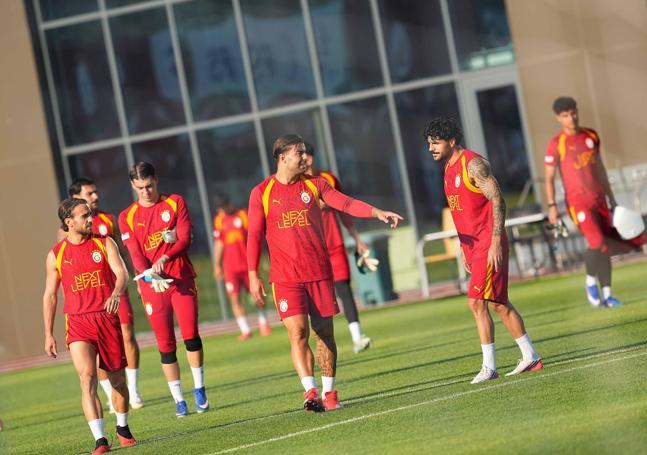 Galatasaray, yeni sezon hazırlıklarını sürdürdü