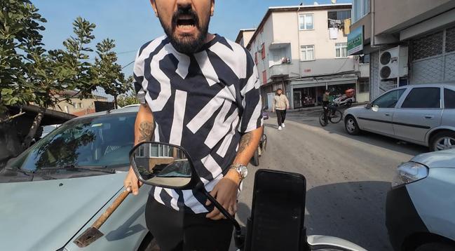 Ataşehirde keserli saldırıya uğrayan motokurye: Başım belaya girmesin diye motorumdan inmedim