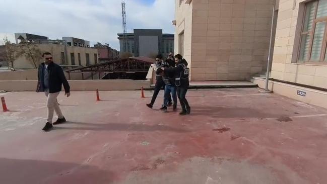 Gülhanın cinayet şüphelisinin kuyumcuya altınları satarken görüntüleri ortaya çıktı