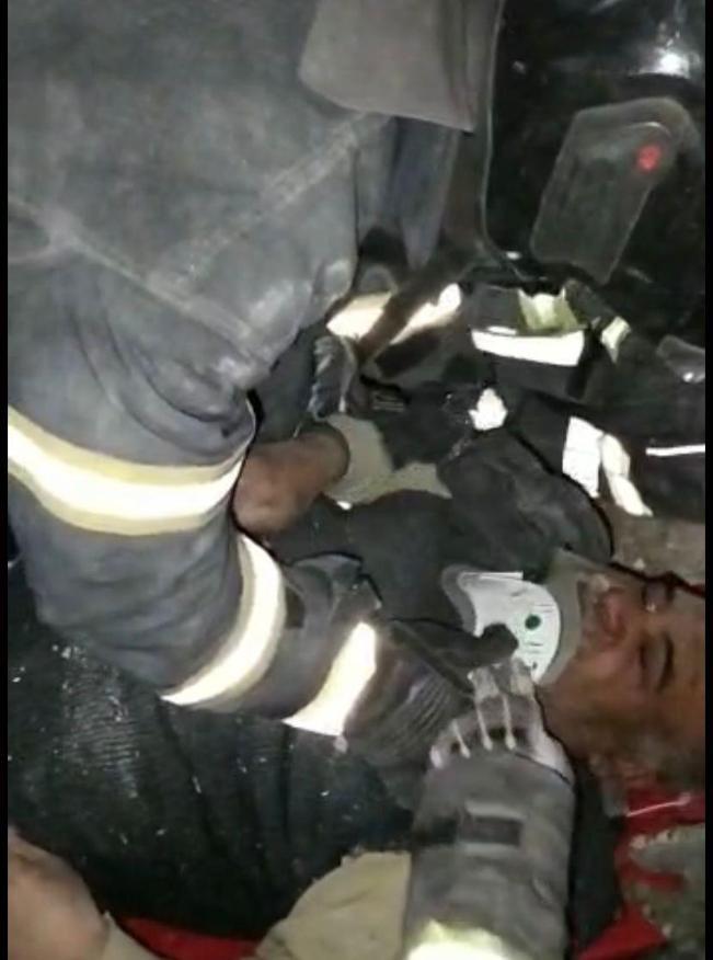 Elbistanda 3 kişilik aile, 72 saat sonra enkazdan kurtarıldı