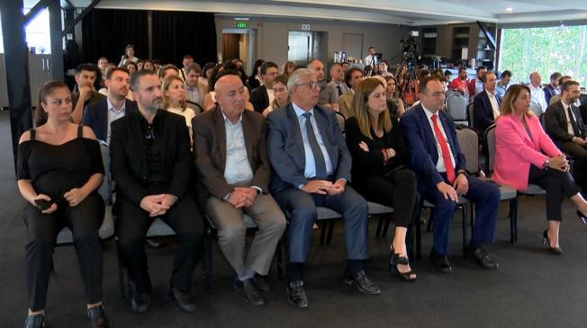 Bahçeşehir Üniversitesinde yöneticilere özel yüksek lisans programı tanıtıldı