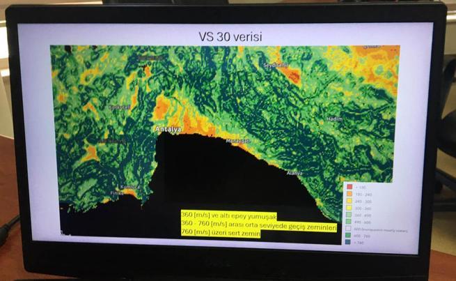 Antalyada tarım alanları her yıl 2 santim çöküyor