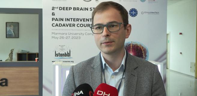 Yabancı doktorlar ‘Derin Beyin Stimülasyon ve Ağrı Müdahaleleri Kadavra Kursu’ için Türkiye’de