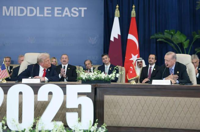 Cumhurbaşkanı Erdoğan, ‘Barış için Şarm El-Şeyh Zirvesi’ne katıldı
