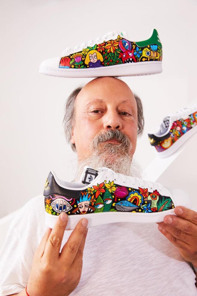 Sanatçılar hayal gücünü ayakkabılara aktardı