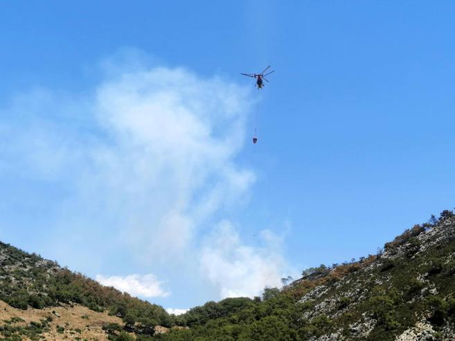 Antalyada orman yangını kontrol altına alındı