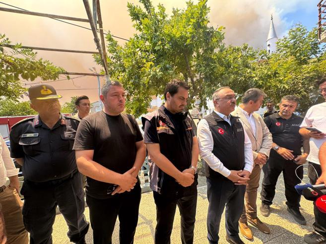 Tekirdağdaki orman yangını 2nci gününde