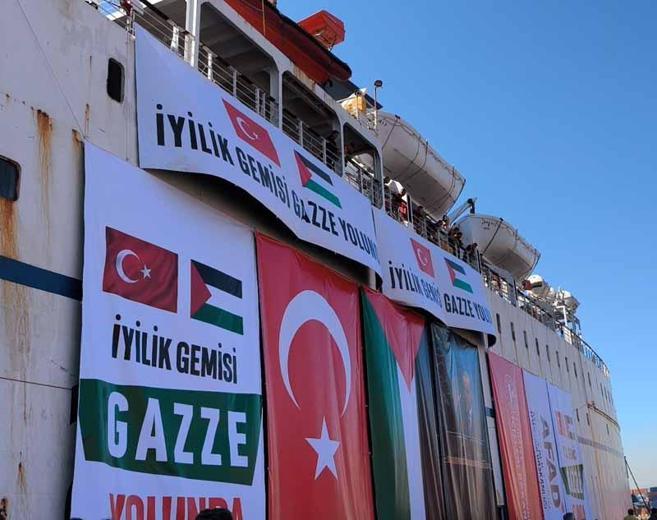 Mersinden Gazzeye 17nci İyilik Gemisi yola çıktı