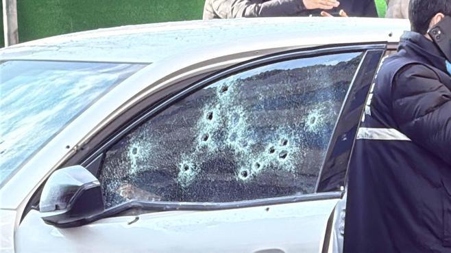 Kağıthanede otomobile silahlı saldırı