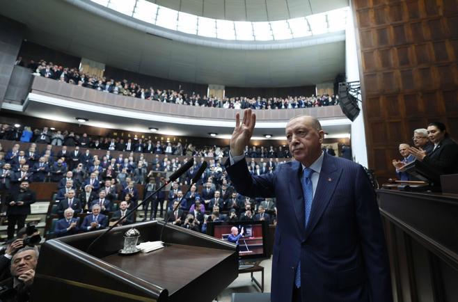 Cumhurbaşkanı Erdoğan: Bayrağımıza uzanan o kirli elleri bulacak, hesabını soracağız