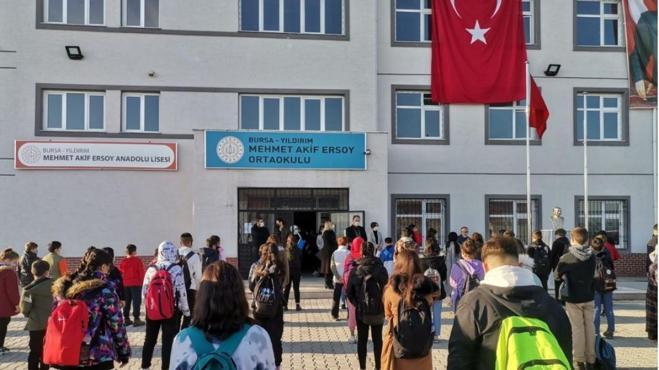 Okulda kalp krizi geçiren liseli Rabia, hayatını kaybetti