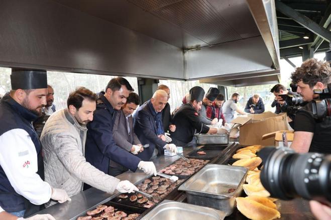 Bakan Kurum: Sivas’ı parlak bir geleceğe hazırlayacağız