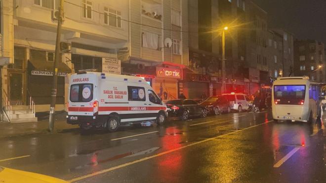 Esenlerde yangın çıkan iş yerinde silahla vurulmuş 2 kişinin cesedi bulundu