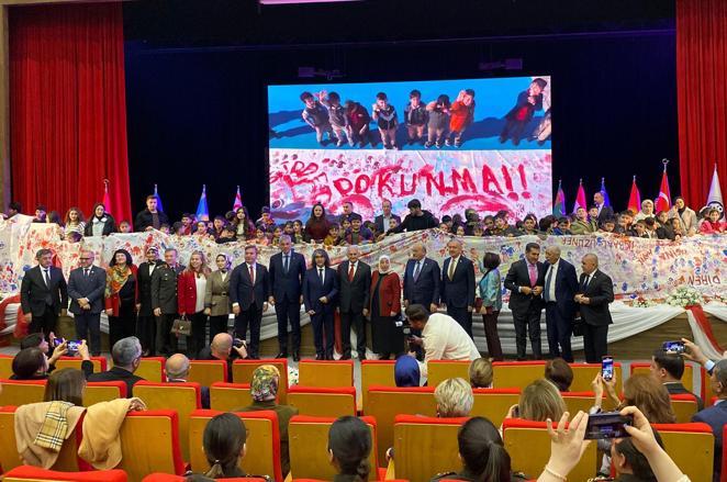 Bakan Göktaş: Aileyi, geleceğe güvenle bakan bir toplumun temeli haline getiriyoruz