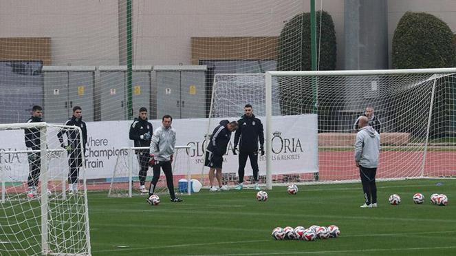 Beşiktaş, Antalya kampında çalışmalarını sürdürdü