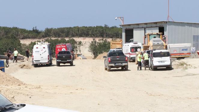Çatalcada kum ocağında göçük; balçıkta mahsur kalan işçinin cansız bedenine ulaşıldı
