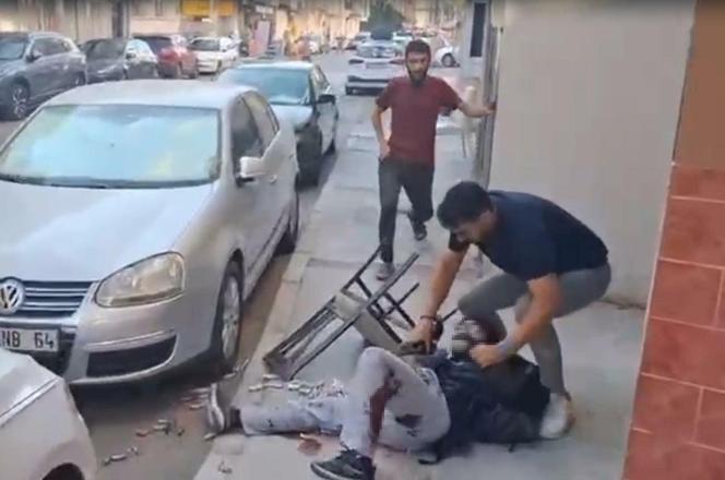 İzmirde polis merkezine silahlı saldırı: 2 şehit, 2 yaralı