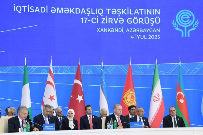 Ekonomik İşbirliği Teşkilatı 17nci Zirvesi Azerbaycanda başladı
