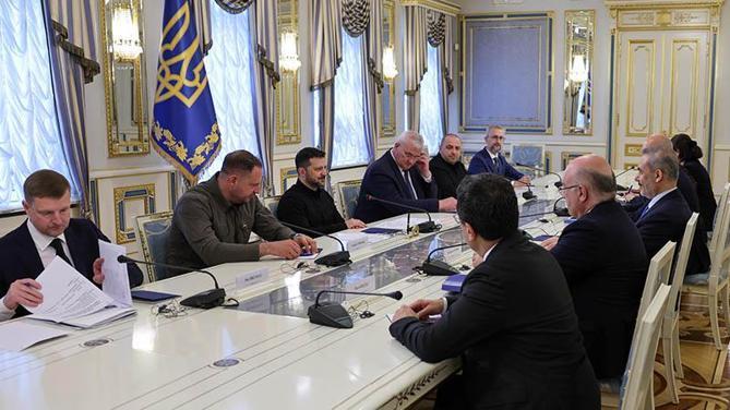 Dışişleri Bakanı Fidan, Ukrayna Devlet Başkanı Zelenskiy ile görüştü