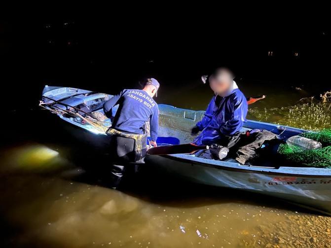 Uluabat Gölünde kaçak avlanan 30 kişiye 427 bin TL ceza