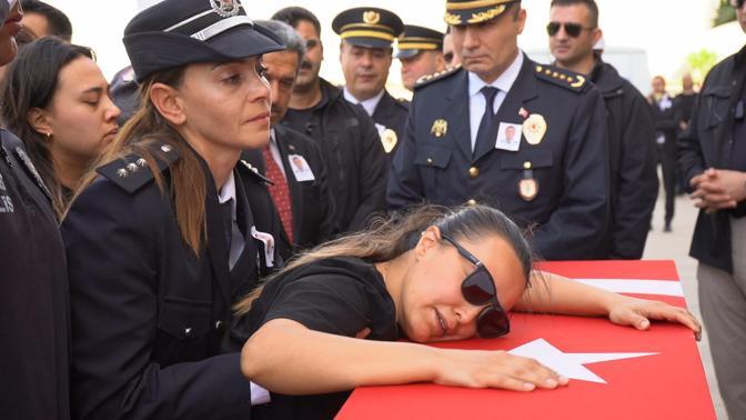 TIRın çarpması ile şehit olan polis memuru, memleketine uğurlandı