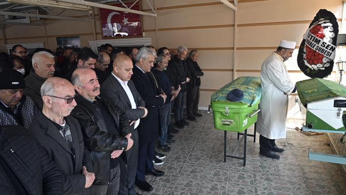 Kırıkkalede karbonmonoksitten zehirlenen baba ve kızı toprağa verildi