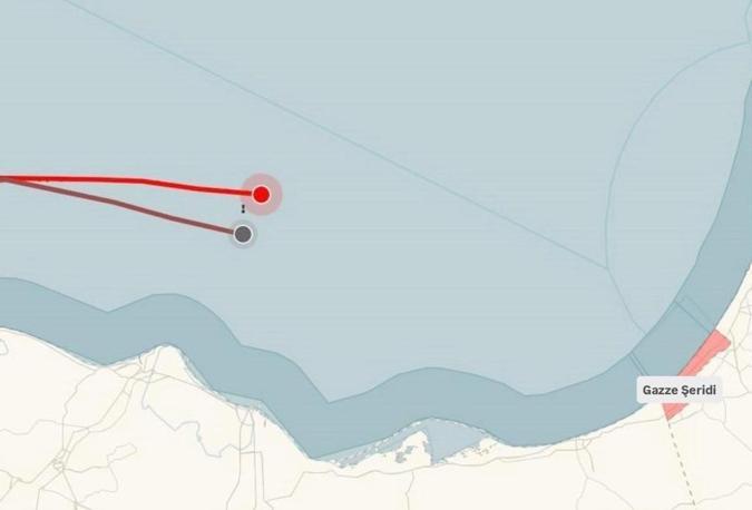Gazzeye yardım için yola çıkan Handala gemisi, Madleen gemisinin alıkonulduğu noktayı geçti