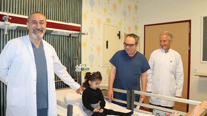 Lavabo açıcı içen çocuk, 2 yıl sonra sağlığına kavuştu
