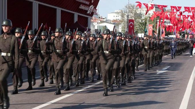 Cumhuriyetin 101inci yılında İstanbulda coşkulu kutlama