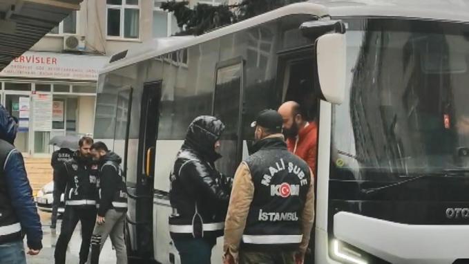 Uşak Belediyesine yönelik rüşvet soruşturması: Gözaltı sayısı 17ye çıktı