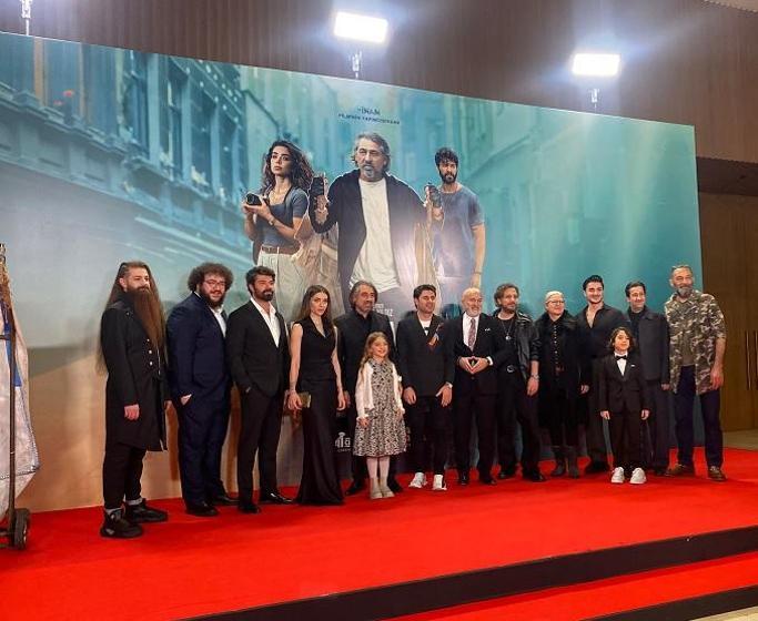 Yeniden Başlamak filminin galası yapıldı