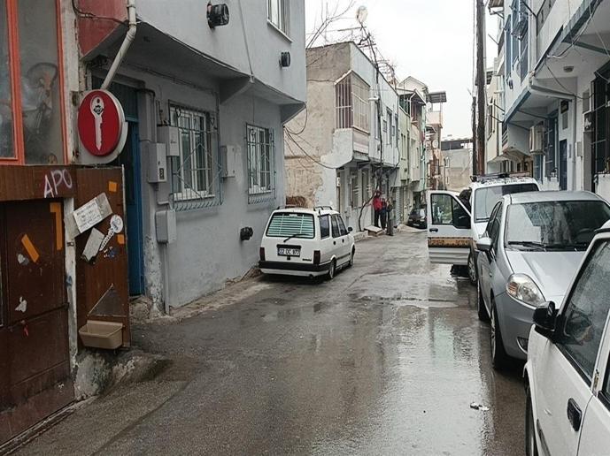 Boşanma aşamasındaki eşini, tartışma sırasında korkutup susturmak isterken vurduğunu iddia etti