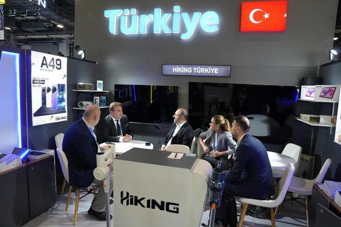 CES 2026da Hiking Türkiye ile Türk Telekom iş birliği yaptı