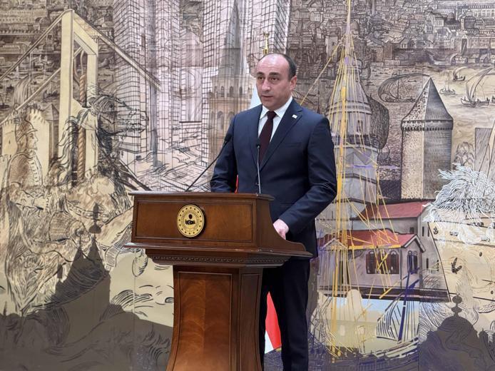 Bakan Yerlikaya: Sınırlarımız içinde olduğu gibi sınırı aşan suçlulara da asla nefes aldırmayacağız