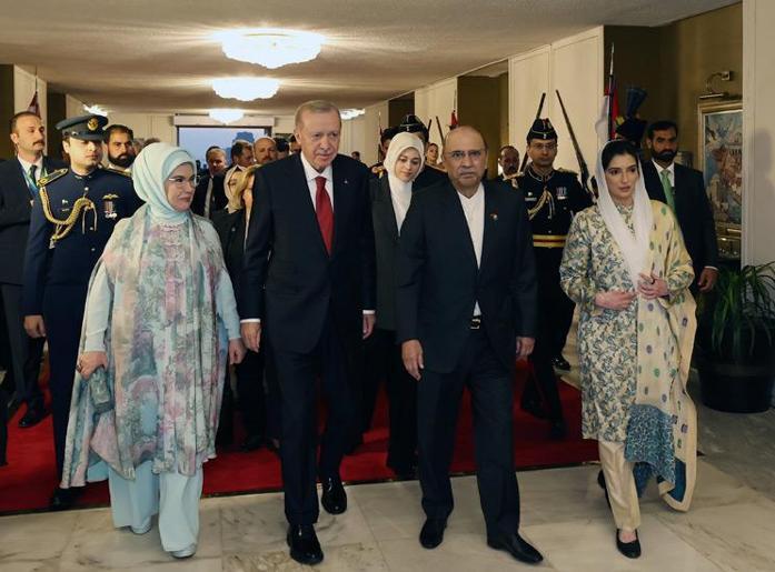 Cumhurbaşkanı Erdoğan, Pakistan Cumhurbaşkanı Zerdari ile görüştü