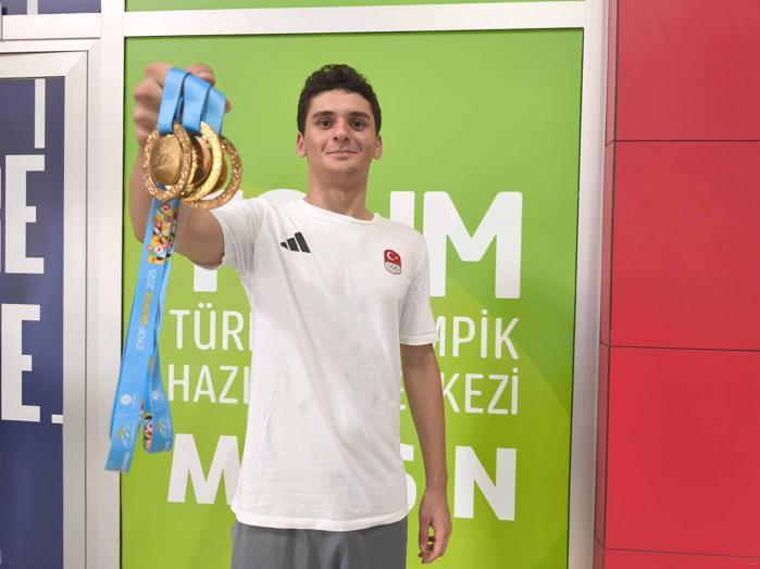 15 yaşında 46 Türkiye rekoru kırdı