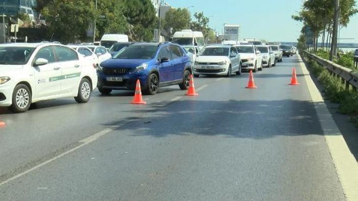 Kartalda yolun karşısına geçmek isterken otomobilin çarptığı yaya hayatını kaybetti