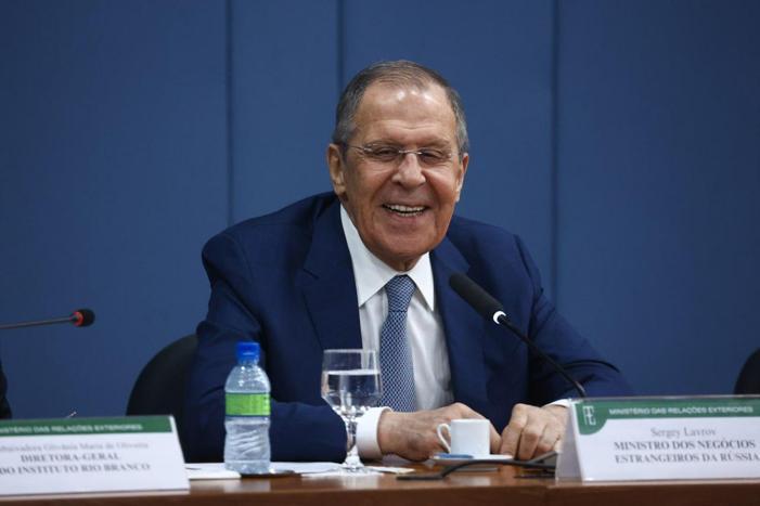 Lavrov: Çatışmanın en kısa sürede sona ermesini umuyoruz
