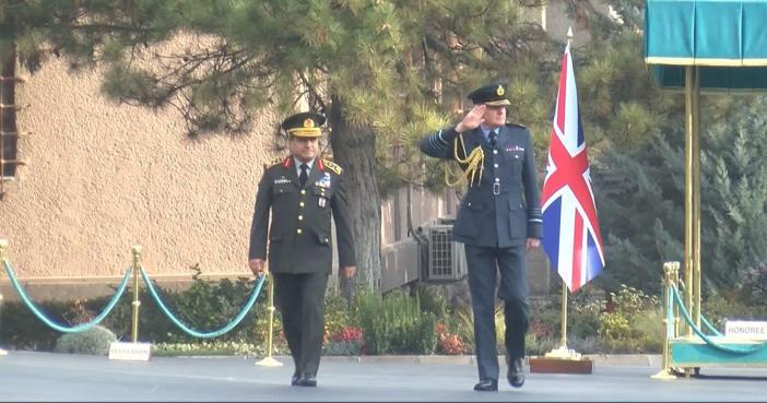 Genelkurmay Başkanı Bayraktaroğlu, Birleşik Krallık Genelkurmay Başkanı ile görüştü