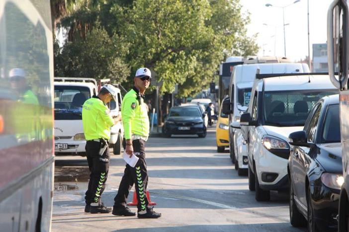 Gereksiz korna çalarken yakalandı, suçu başkasına attı